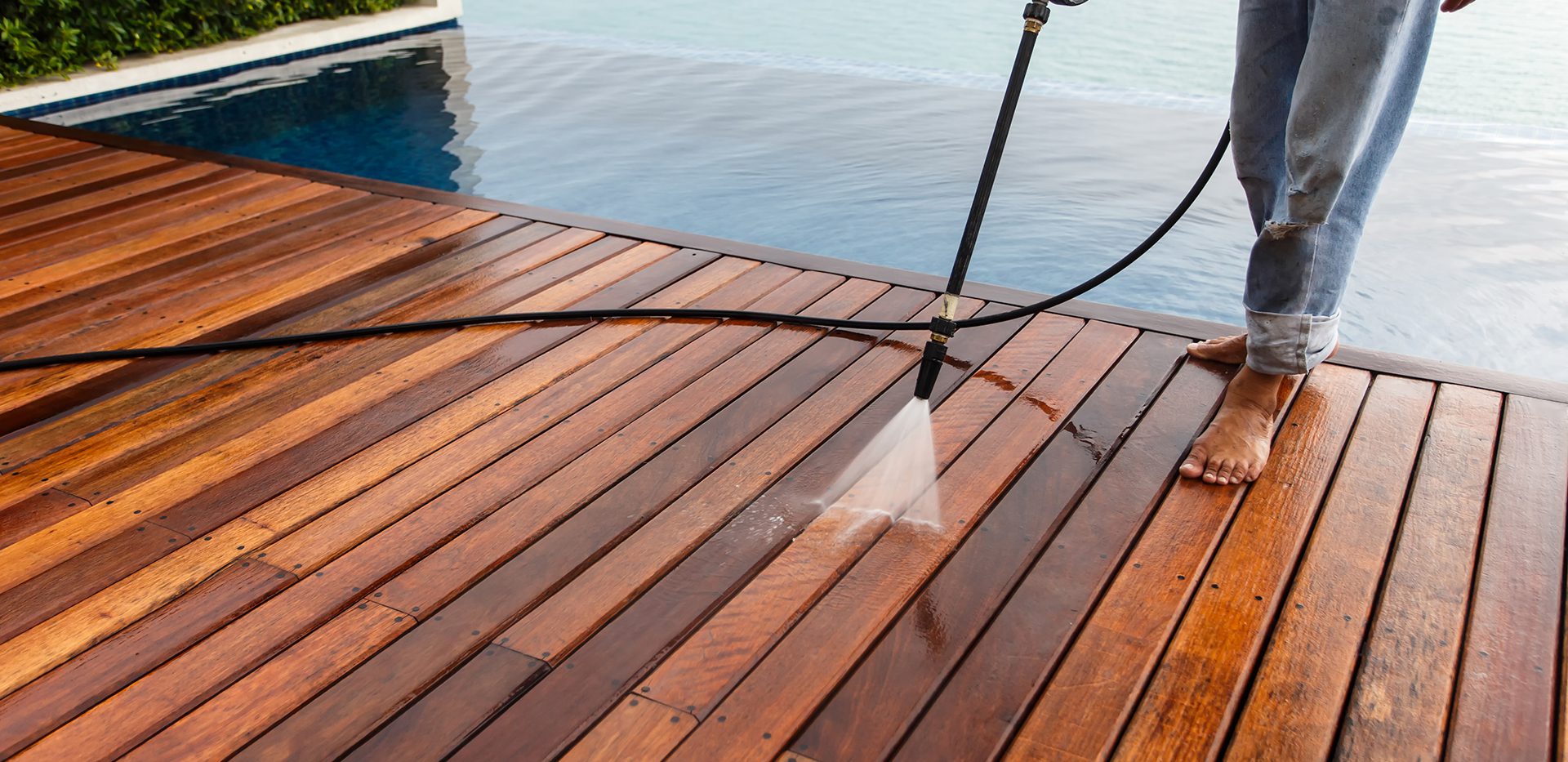 Deck Cleaning & Staining Services in Holmdel, NJ