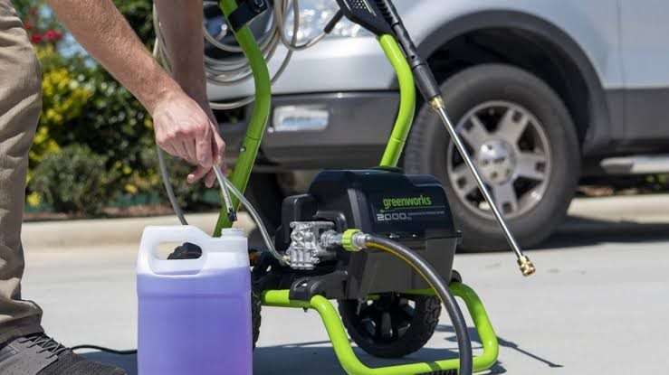 Greenworks 2000 PSI Pressure Washer How to Use Soap