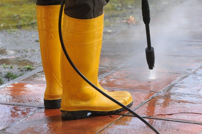 How Much to Charge for Pressure Washing